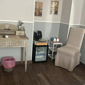 Πανσιόν Ale & Niki's, Ρώμη