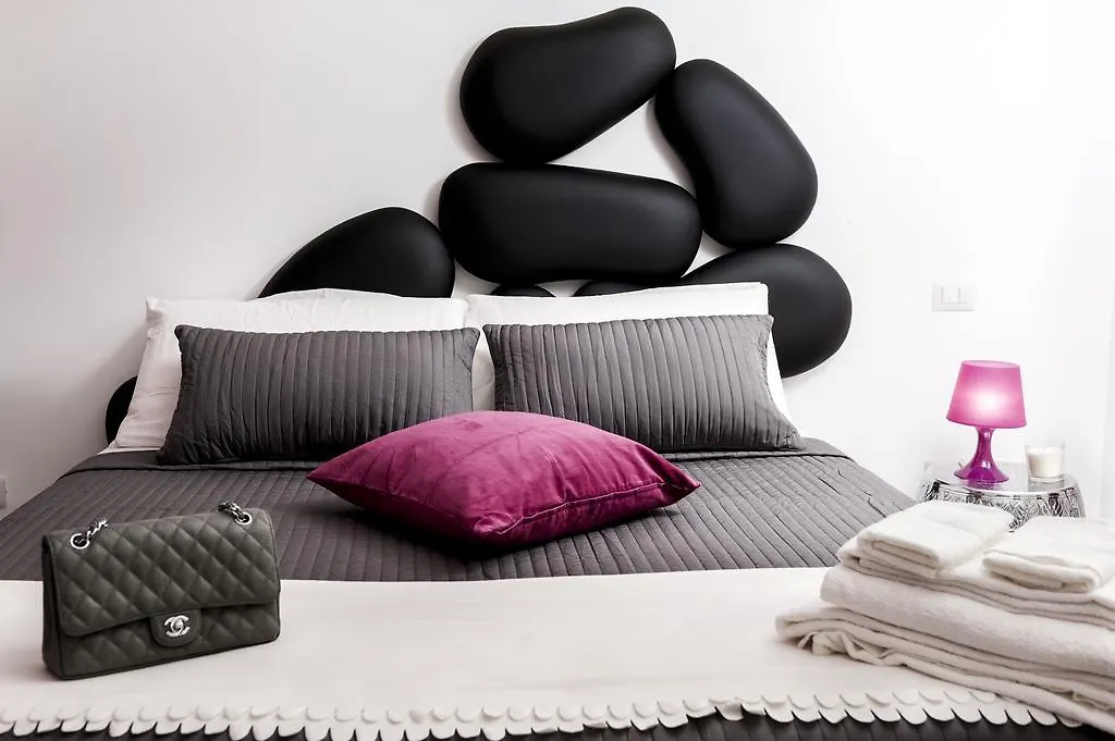Two Chic Guest House Rome